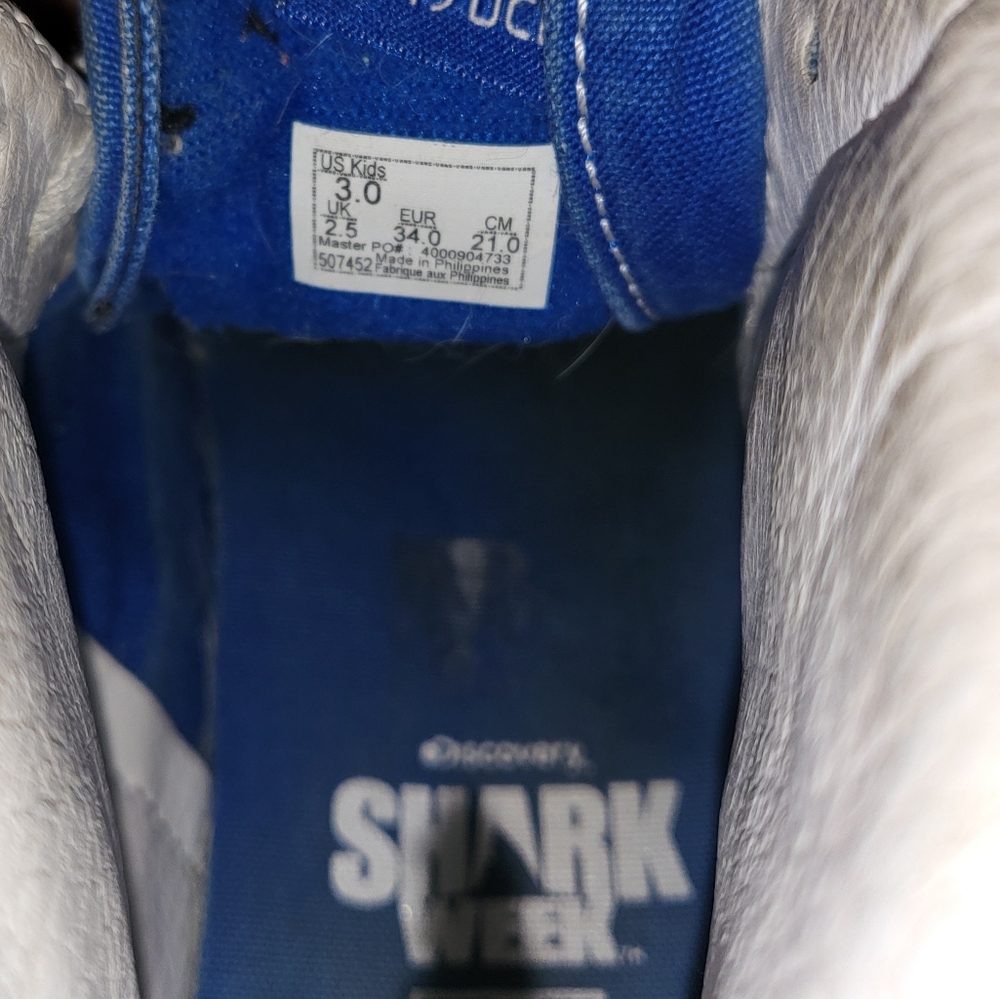 Shark Week Vans - Picture 2 of 5